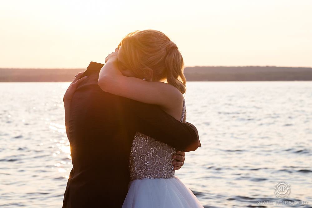 Georgian Bay photographers capture sunset wedding photos on the lake.