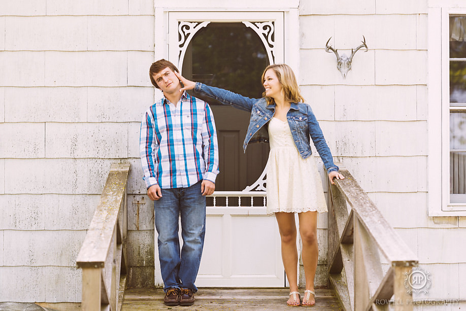 cute northern ontario engagement shoot