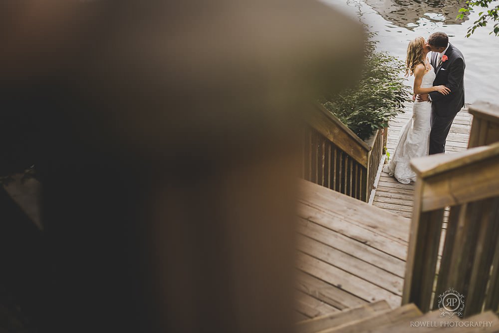 creative wedding photos in muskoka