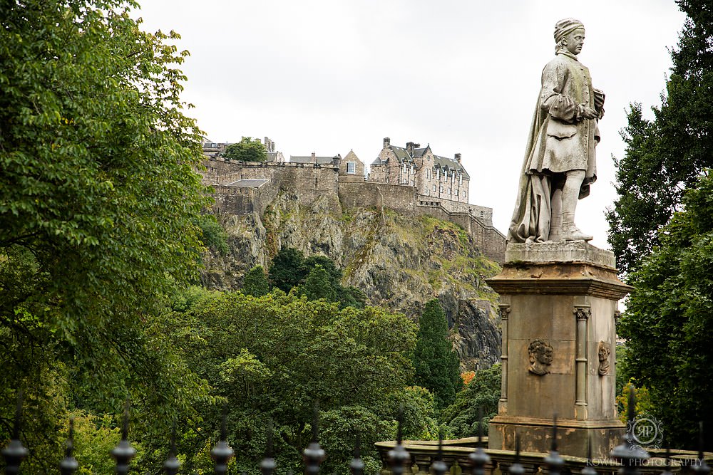 edinburgh castle from the park at princes street edinburgh scotland