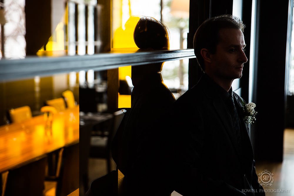 muskoka taboo resort groom portraits