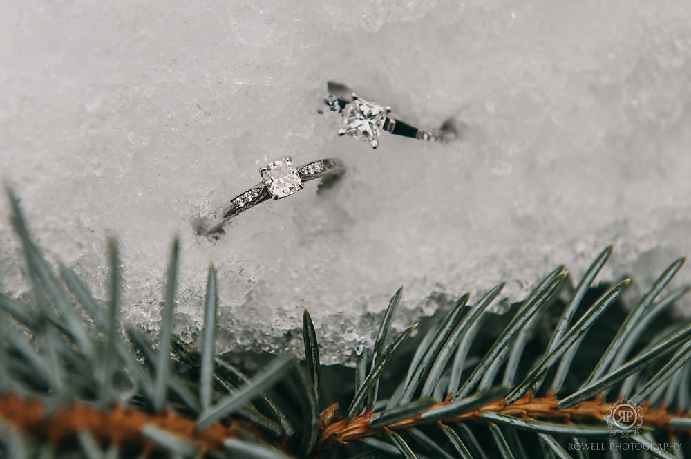 winter ring photo weddings in canada