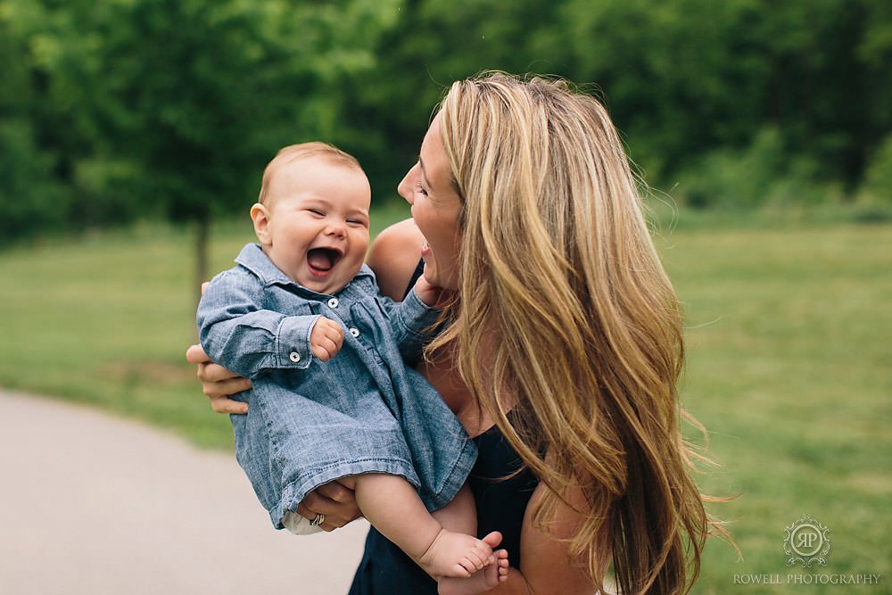 candid family portraits canada