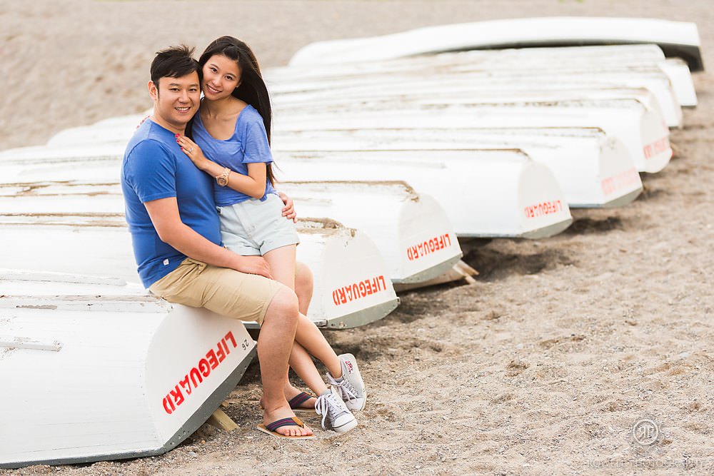 toronto engagement session beachs