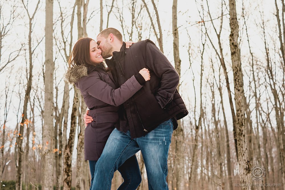 romantic winter engagement session ontario