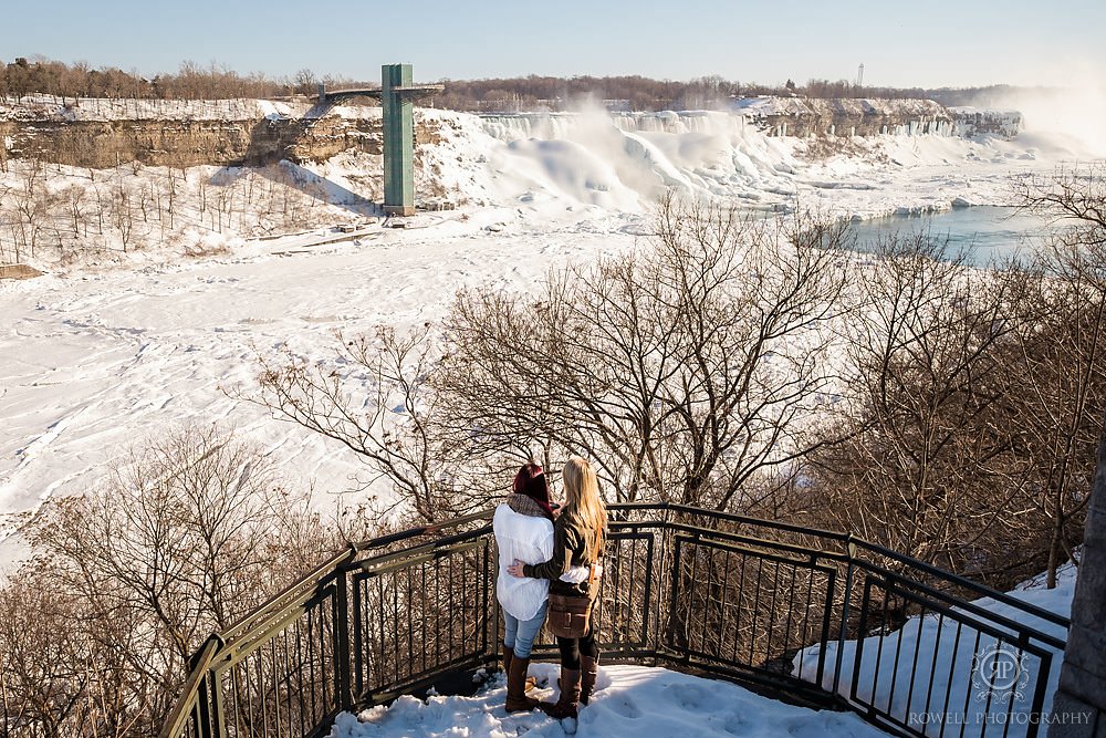 Niagara falls lookout canada engagement session