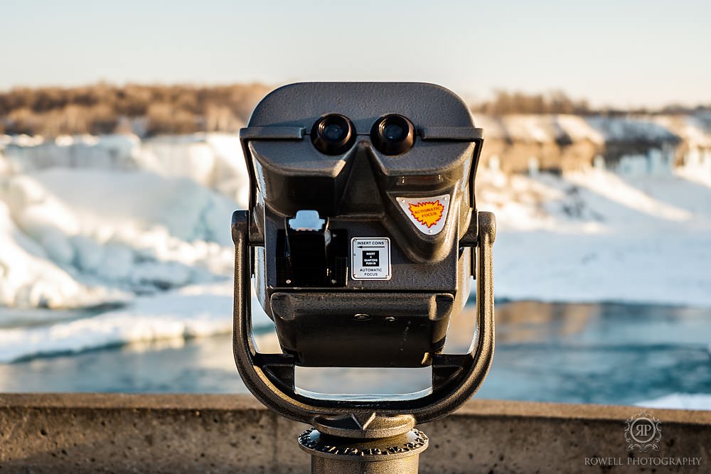 niagara falls winter in canada