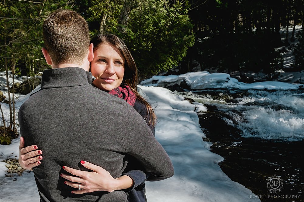 romantic engagement photos in canada