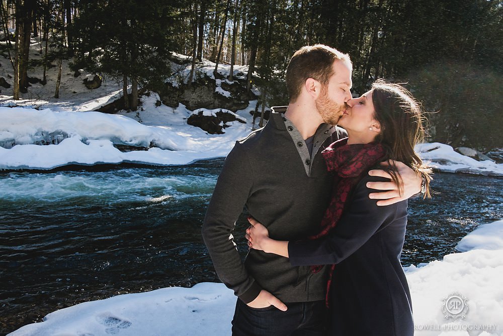 romantic prewedding winter photos canada