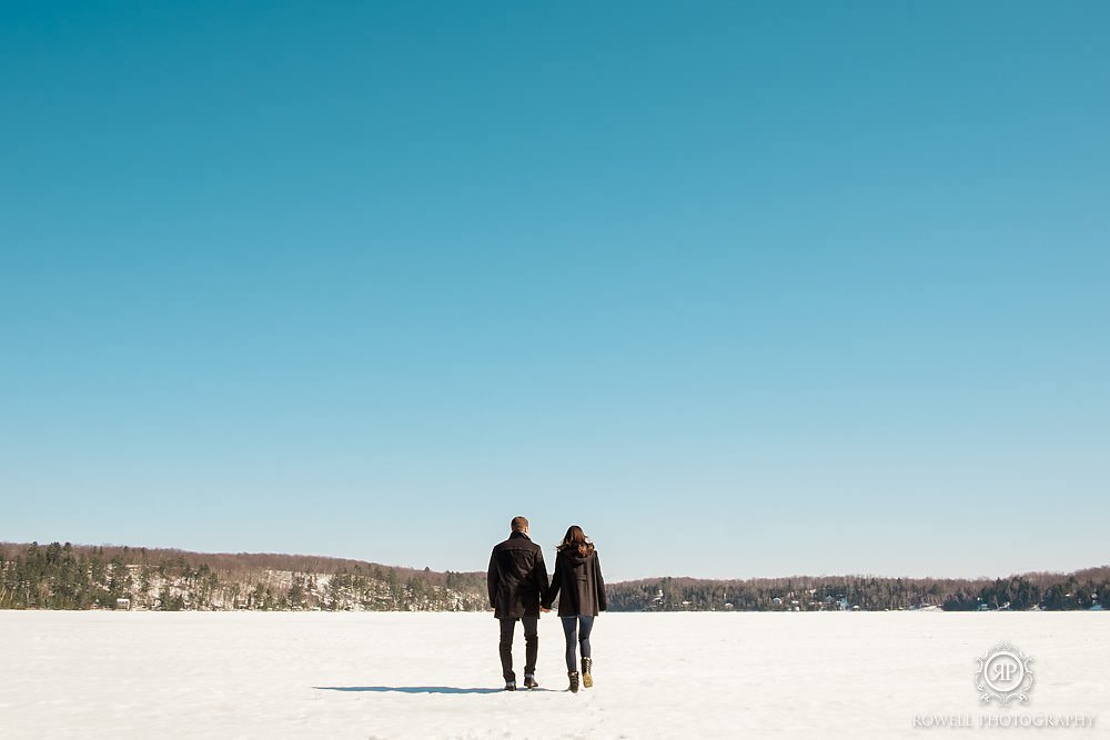 winter prewedding photos muskoka