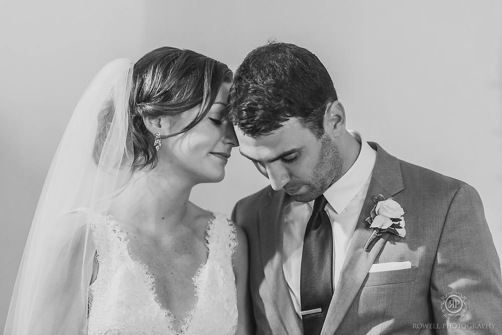 bride and groom wedding ceremony moment muskoka canada