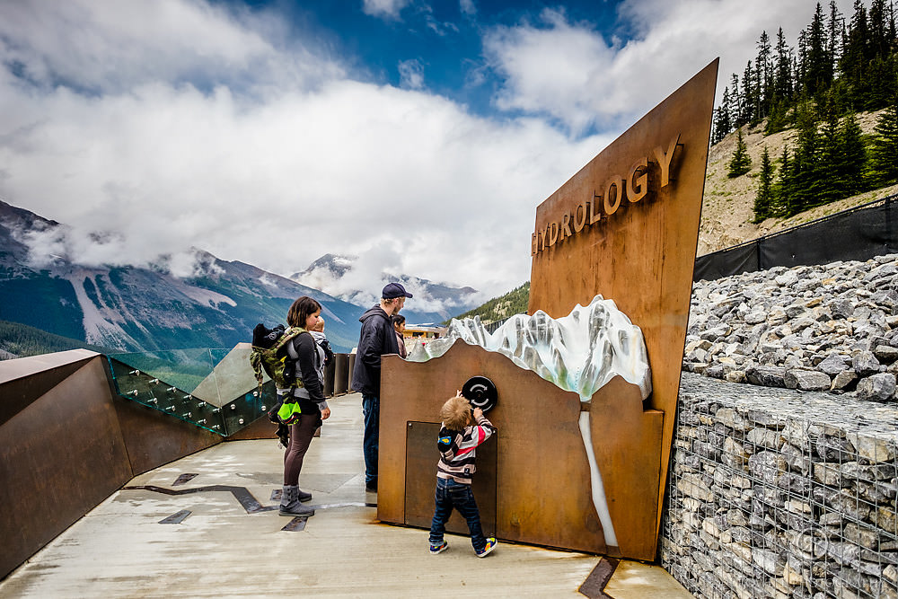 family photos glacial skywalk alberta