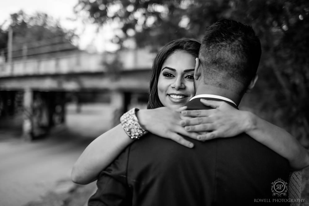 romantic and elegant pre-wedding photos