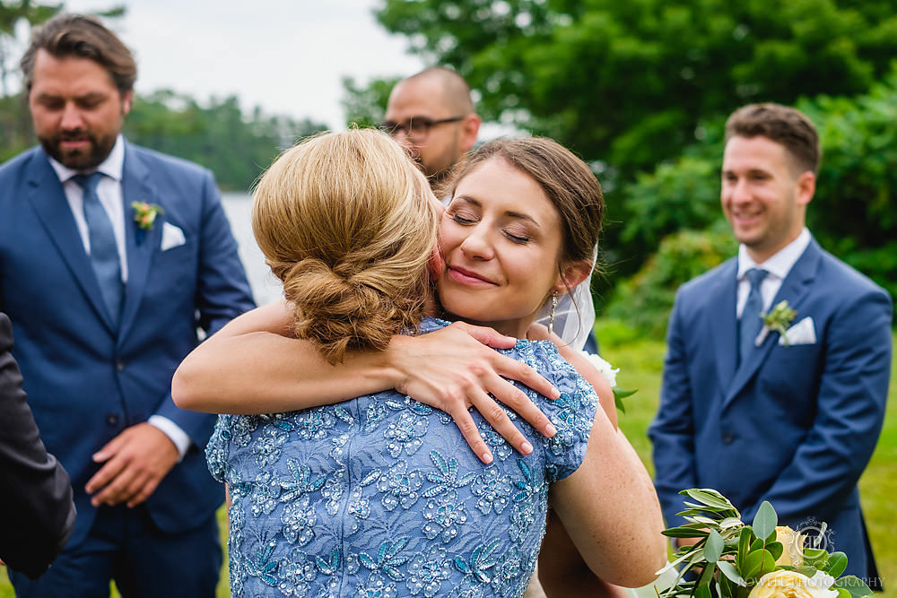 real wedding moments in muskoka