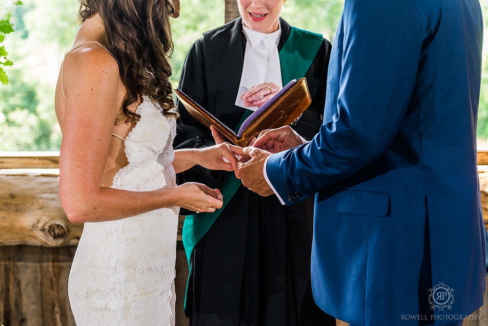 muskoka-hillside-farm-wedding12